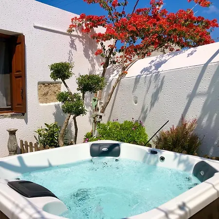 Avli Traditional With Private Jacuzzi * Χερσόνησος